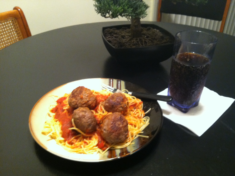 Illustration for article titled Cooking with TAY: Spaghetti & Meatballs